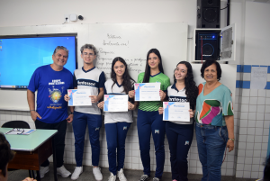 Encontro de formação: professores participam de palestra sobre educação antirracista